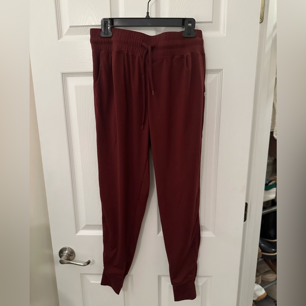 Senita Athletics Women’s Joggers Lounge Pants Burgundy Size Medium